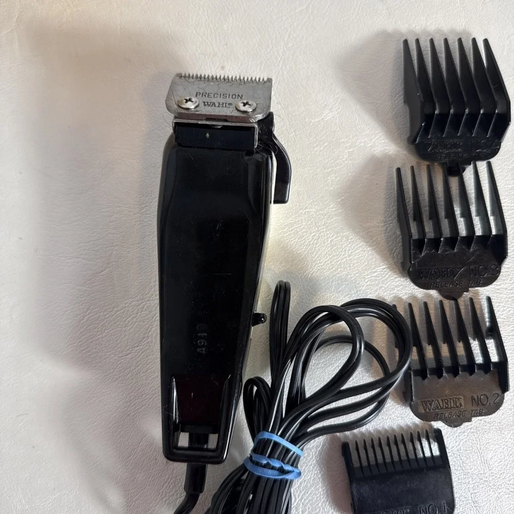 Wahl Home Cut 305G MC Hair Clippers- Tested Working - 4 Attachments